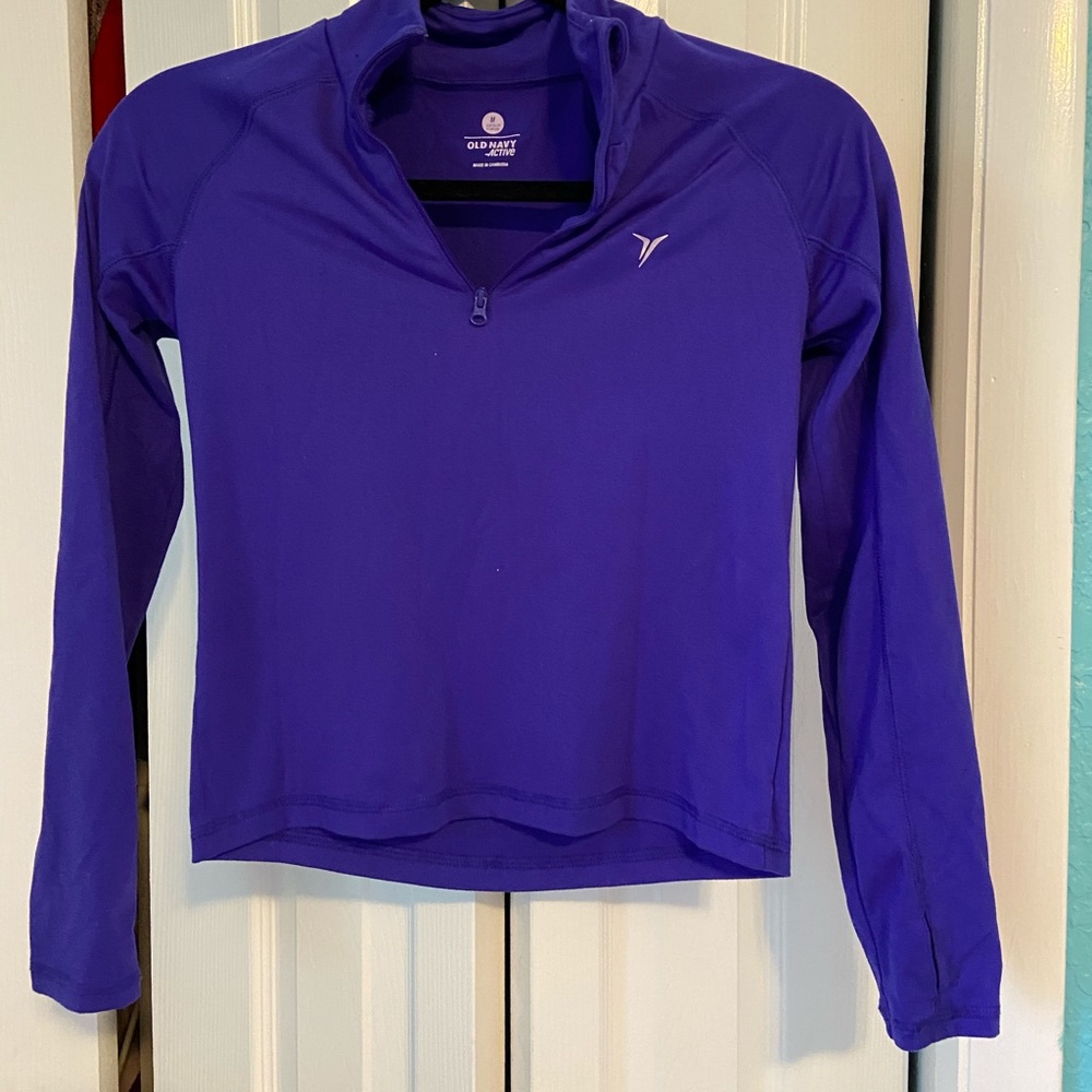 Girls old navy active sweater.